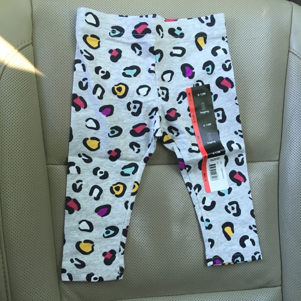 3/20$ NWT baby girl multi colors leopard legging